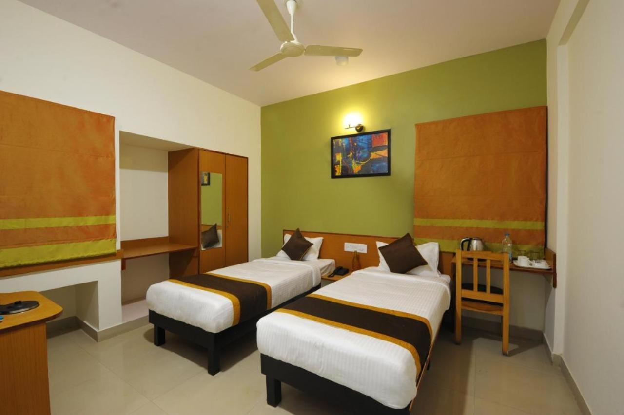 Yelahanka Airport Bliss Boutique Hotel מראה חיצוני תמונה